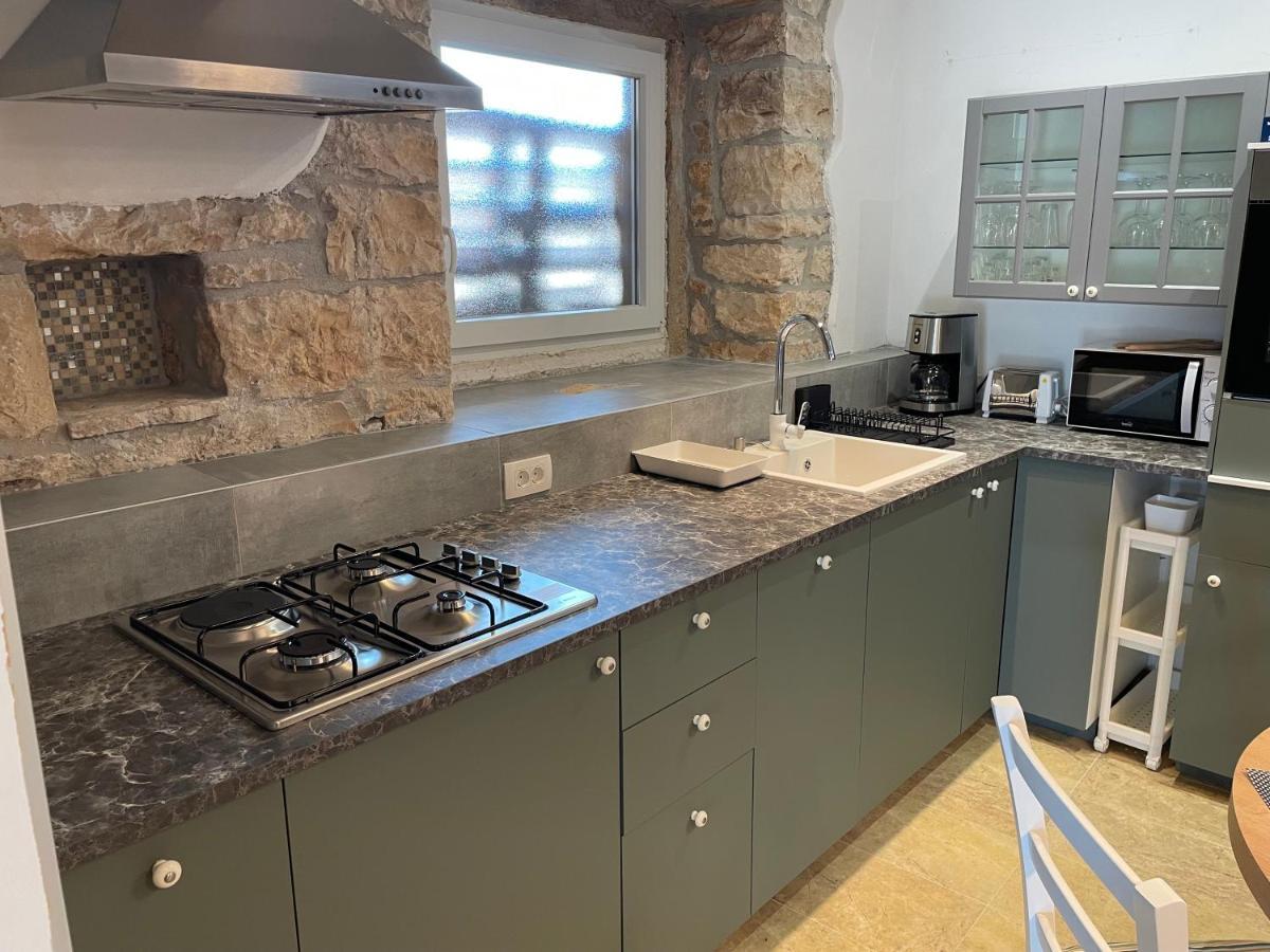 Holiday Home Ava1 With Pool & Holiday Home Ava2 With Whirlpool Baderna Buitenkant foto