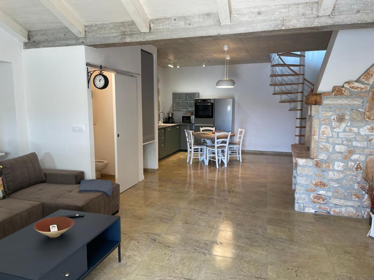 Holiday Home Ava1 With Pool & Holiday Home Ava2 With Whirlpool Baderna Buitenkant foto