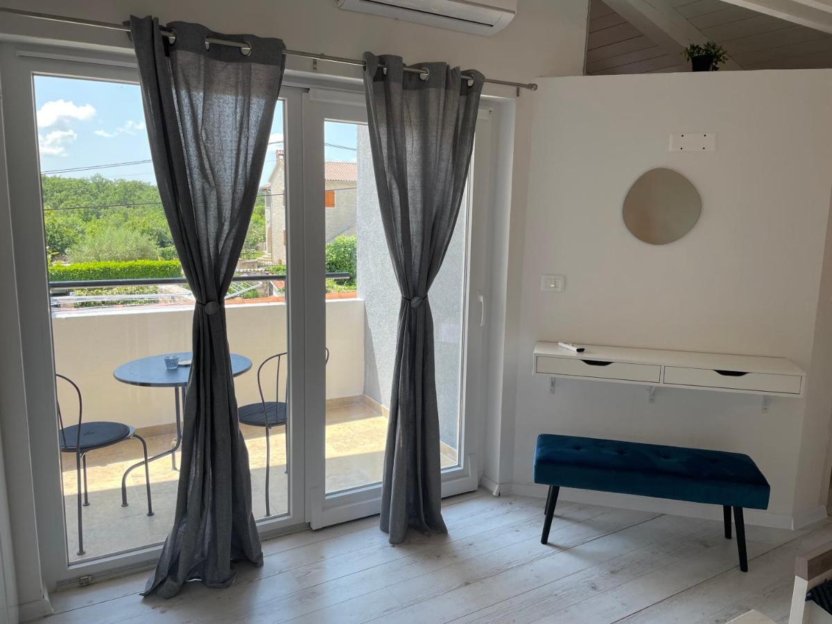 Holiday Home Ava1 With Pool & Holiday Home Ava2 With Whirlpool Baderna Buitenkant foto